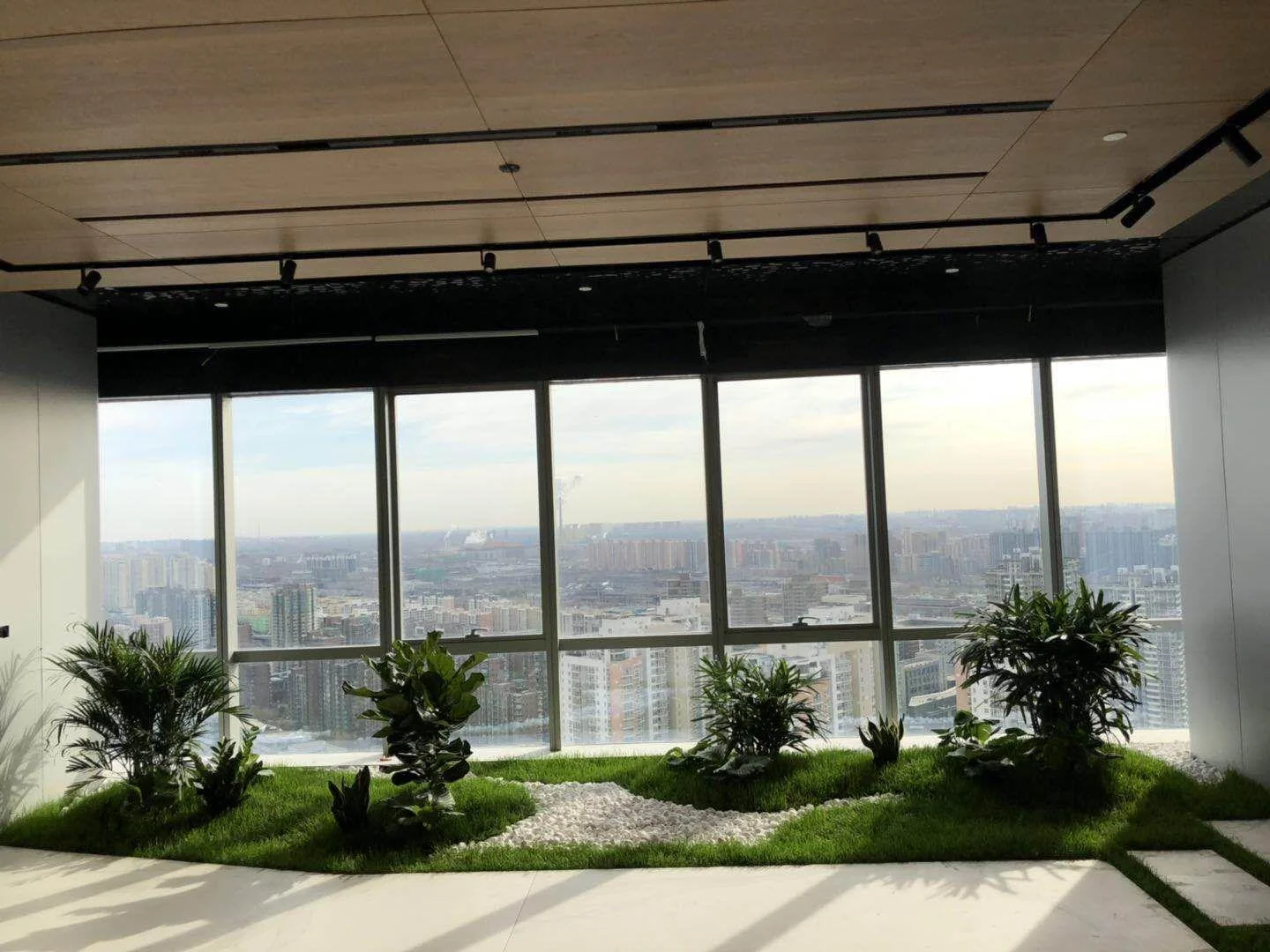 远洋国际中心｜室内景观（室内养殖草坪）